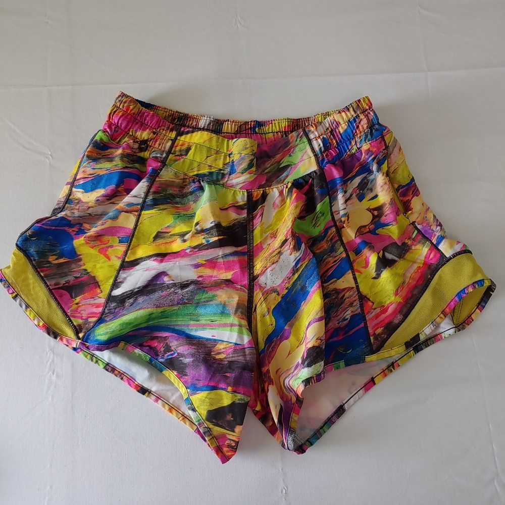 Lululemon Hotty Hot Shortly II Catalyst Multi Color Printes Shorts Tall 6